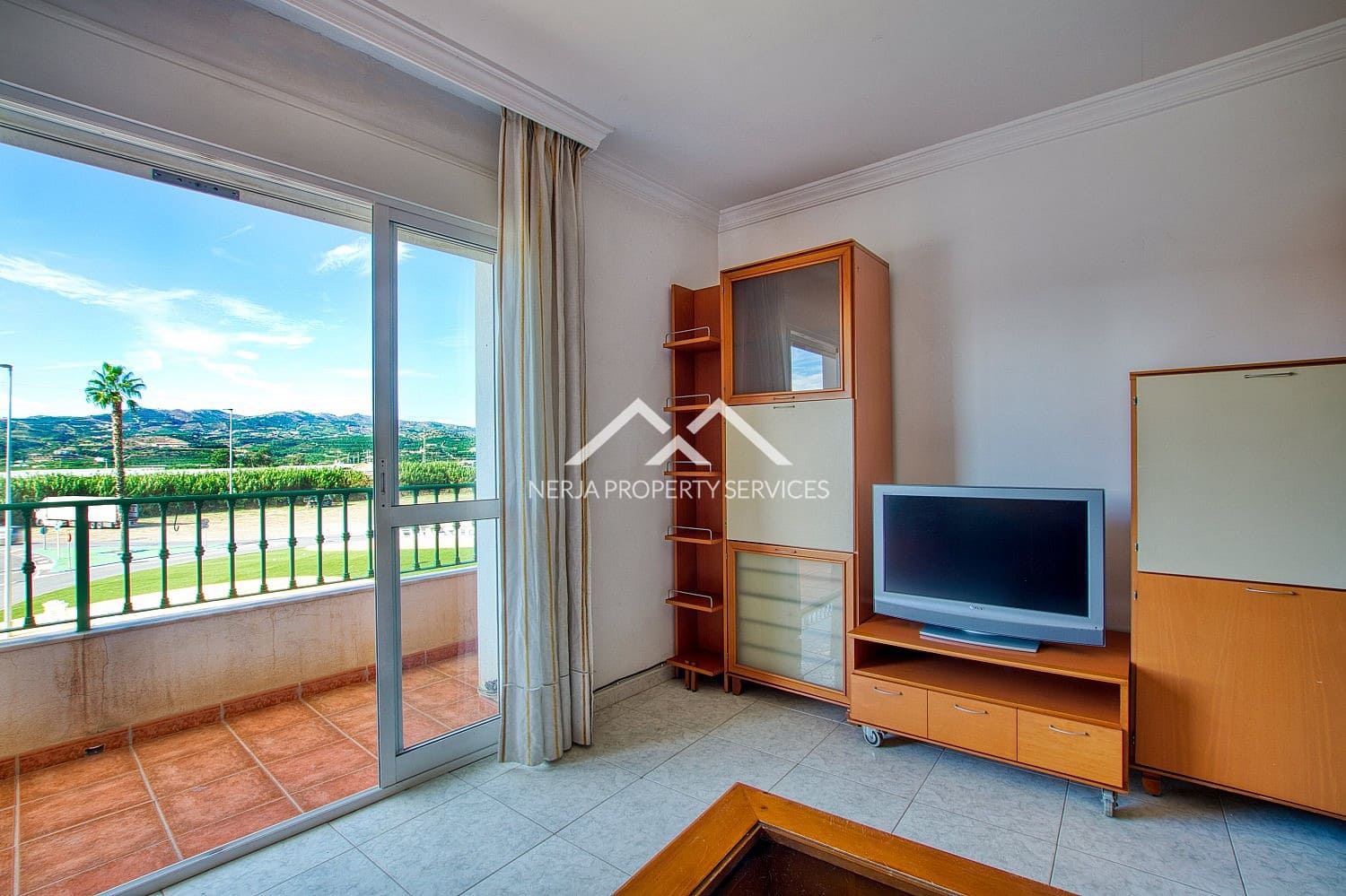 7 bedroom Apartment for sale in Velez-Malaga - € 850,000 (Ref: 10009361)