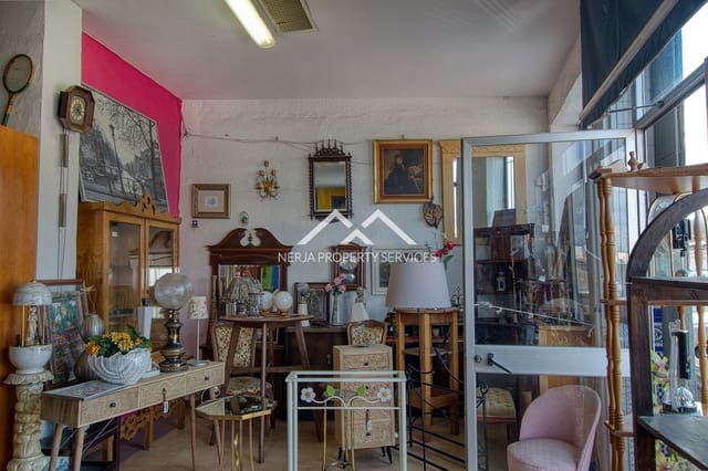 7 bedroom Apartment for sale in Vélez-Málaga - € 850,000 (Ref: 10009361)
