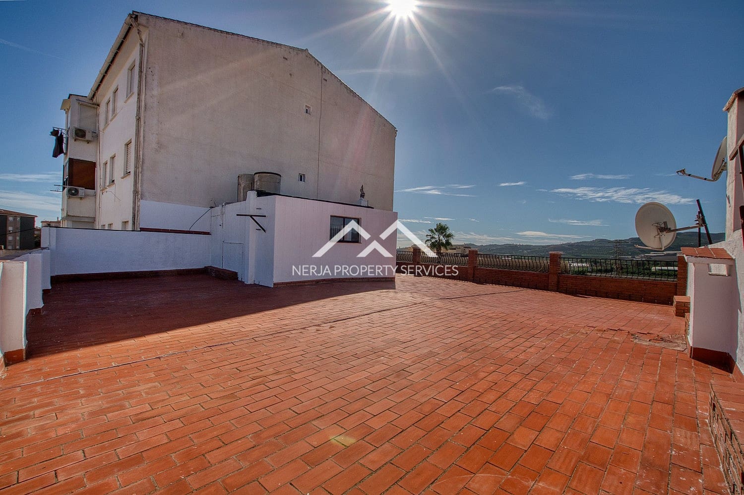 7 bedroom Apartment for sale in Velez-Malaga - € 850,000 (Ref: 10009361)