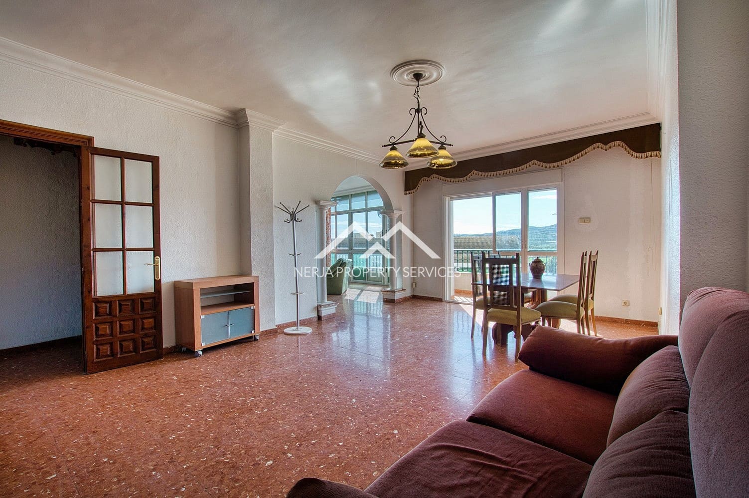 7 bedroom Apartment for sale in Velez-Malaga - € 850,000 (Ref: 10009361)