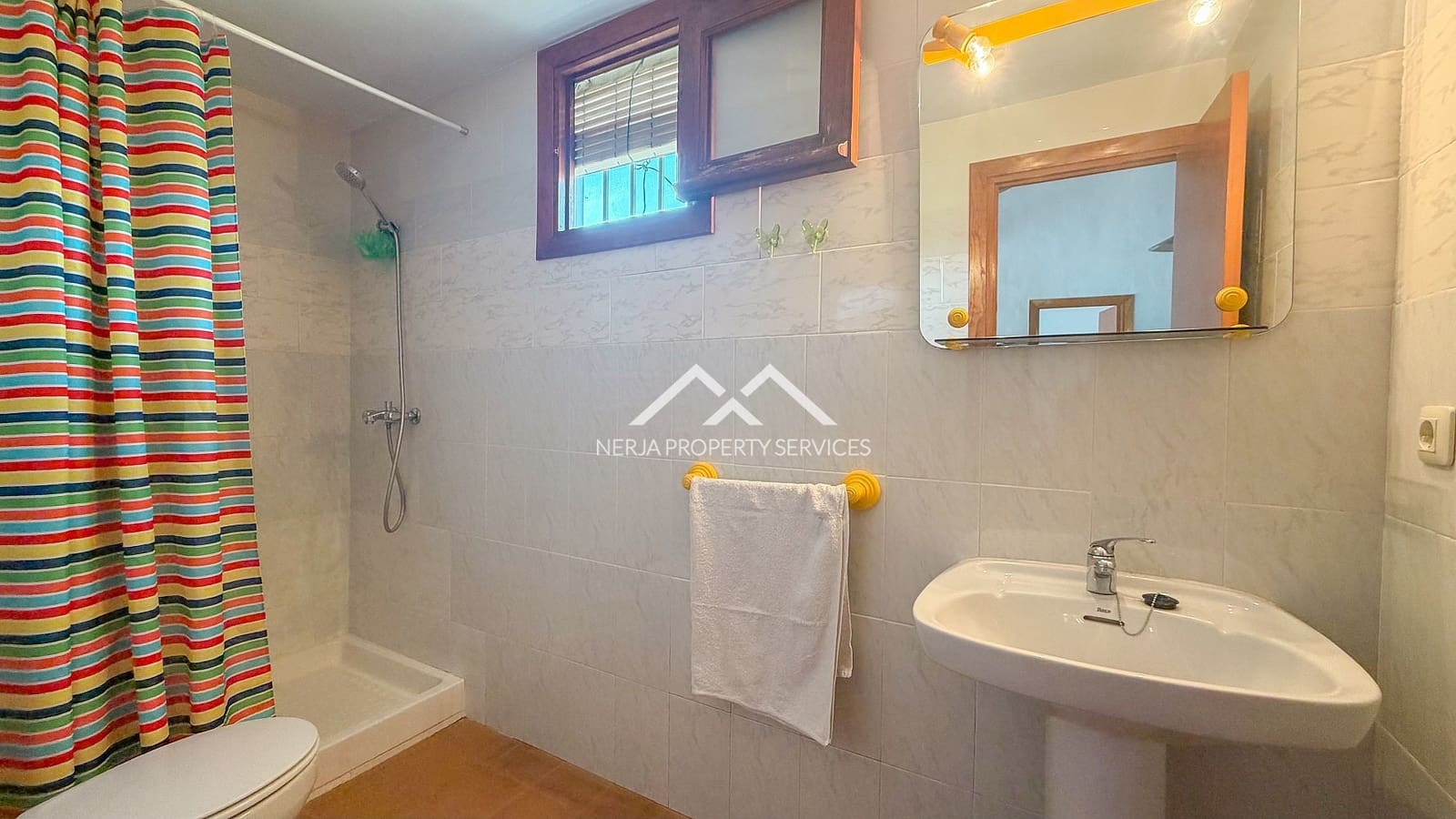 3 soveværelse Villa til salg i Frigiliana med swimmingpool garage - € 425.000 (Ref: 10026254)