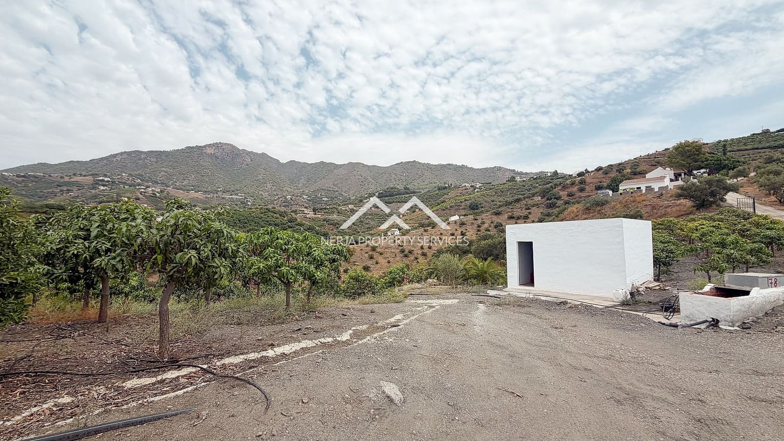 3 soveværelse Villa til salg i Frigiliana med swimmingpool garage - € 425.000 (Ref: 10026254)
