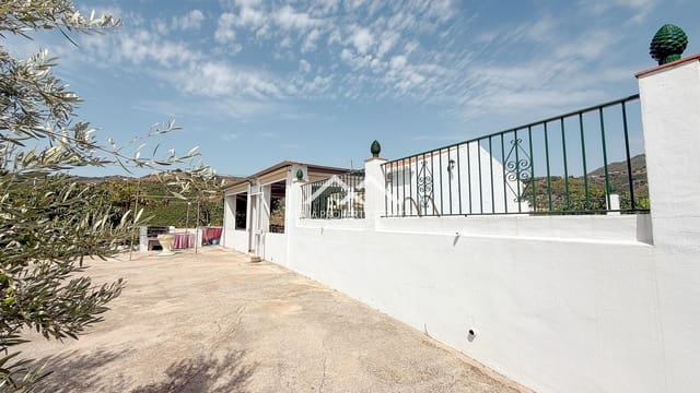 3 soveværelse Villa til salg i Frigiliana med swimmingpool garage - € 425.000 (Ref: 10026254)
