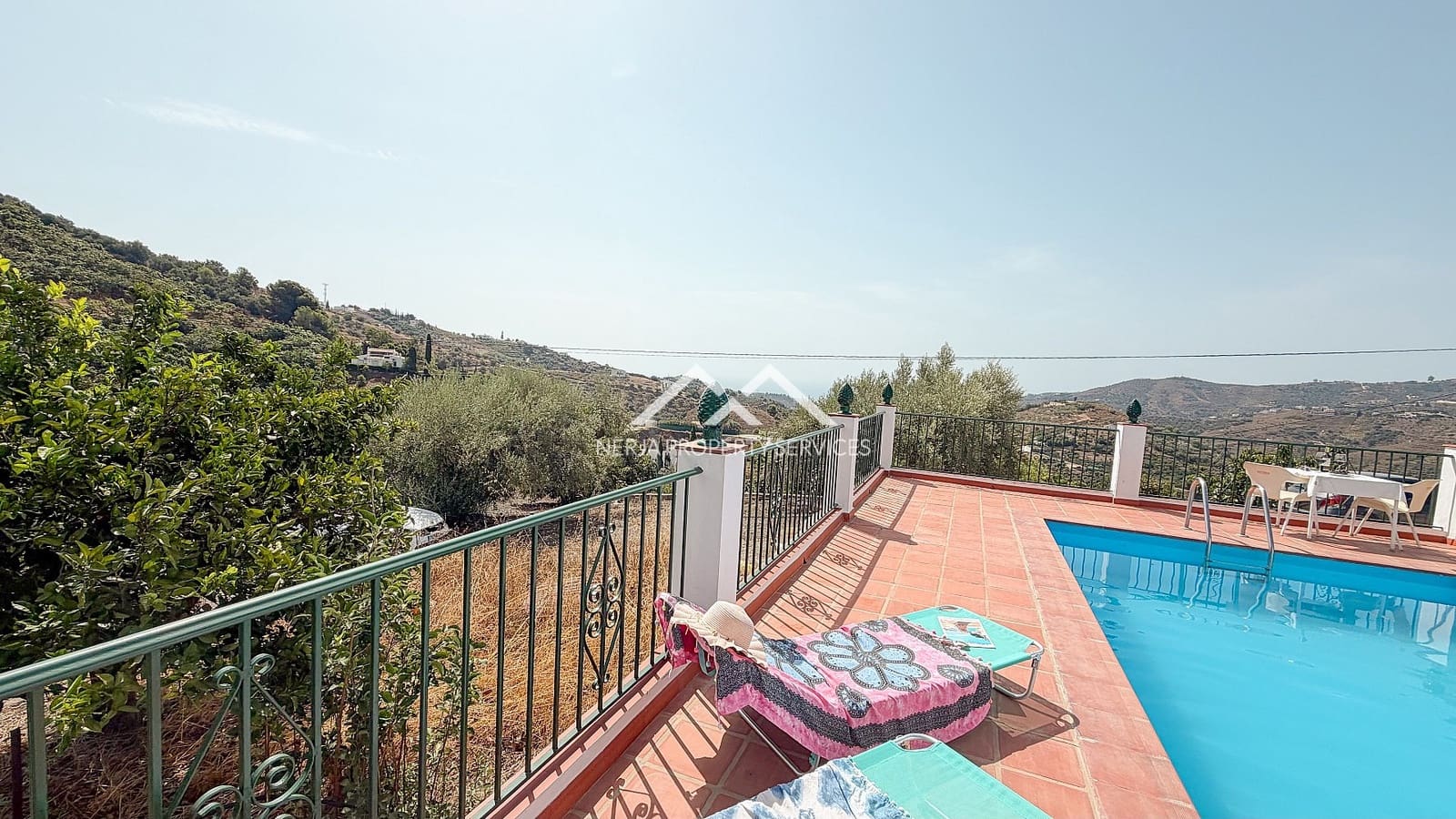 3 soveværelse Villa til salg i Frigiliana med swimmingpool garage - € 425.000 (Ref: 10026254)