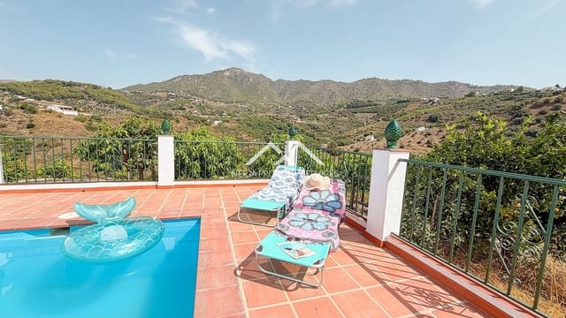 3 soveværelse Villa til salg i Frigiliana med swimmingpool garage - € 425.000 (Ref: 10026254)