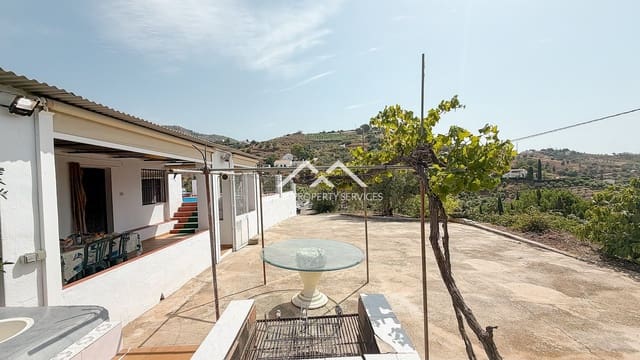3 soveværelse Villa til salg i Frigiliana med swimmingpool garage - € 425.000 (Ref: 10026254)