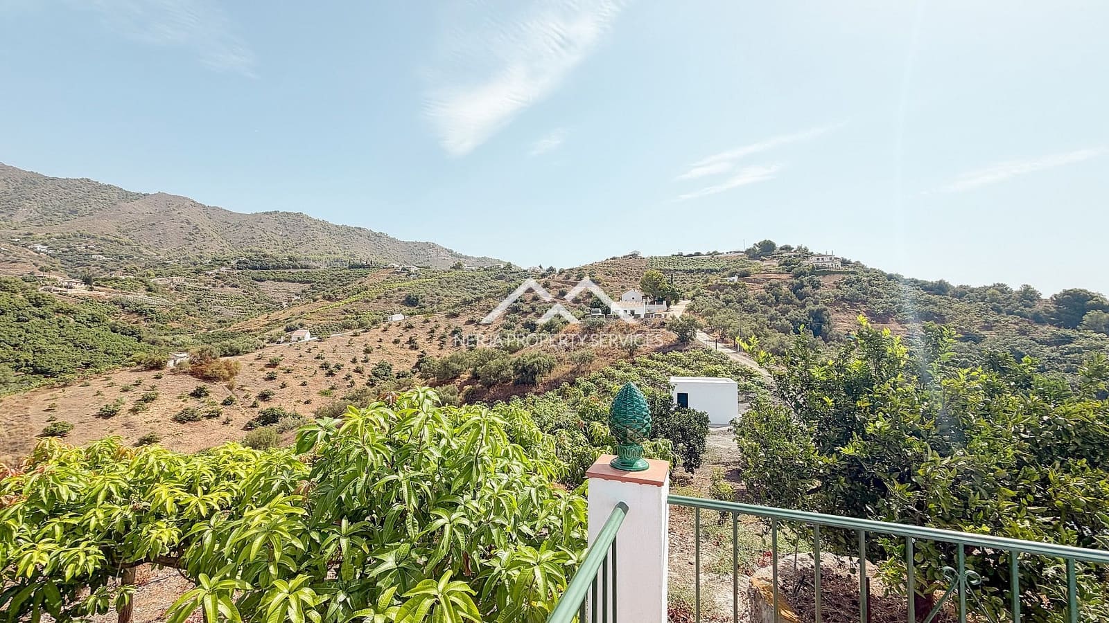 3 soveværelse Villa til salg i Frigiliana med swimmingpool garage - € 425.000 (Ref: 10026254)