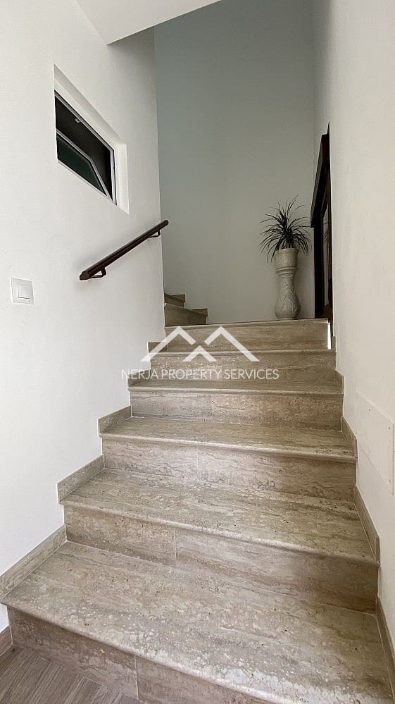 2 bedroom Apartment for rent in Maro - € 750 (Ref: 10034302)