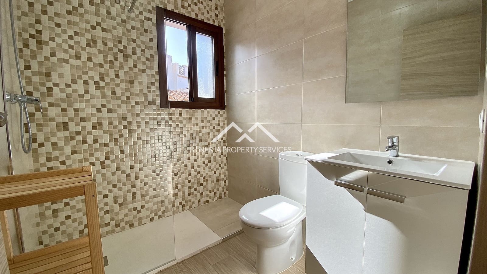 2 bedroom Apartment for rent in Maro - € 750 (Ref: 10034302)