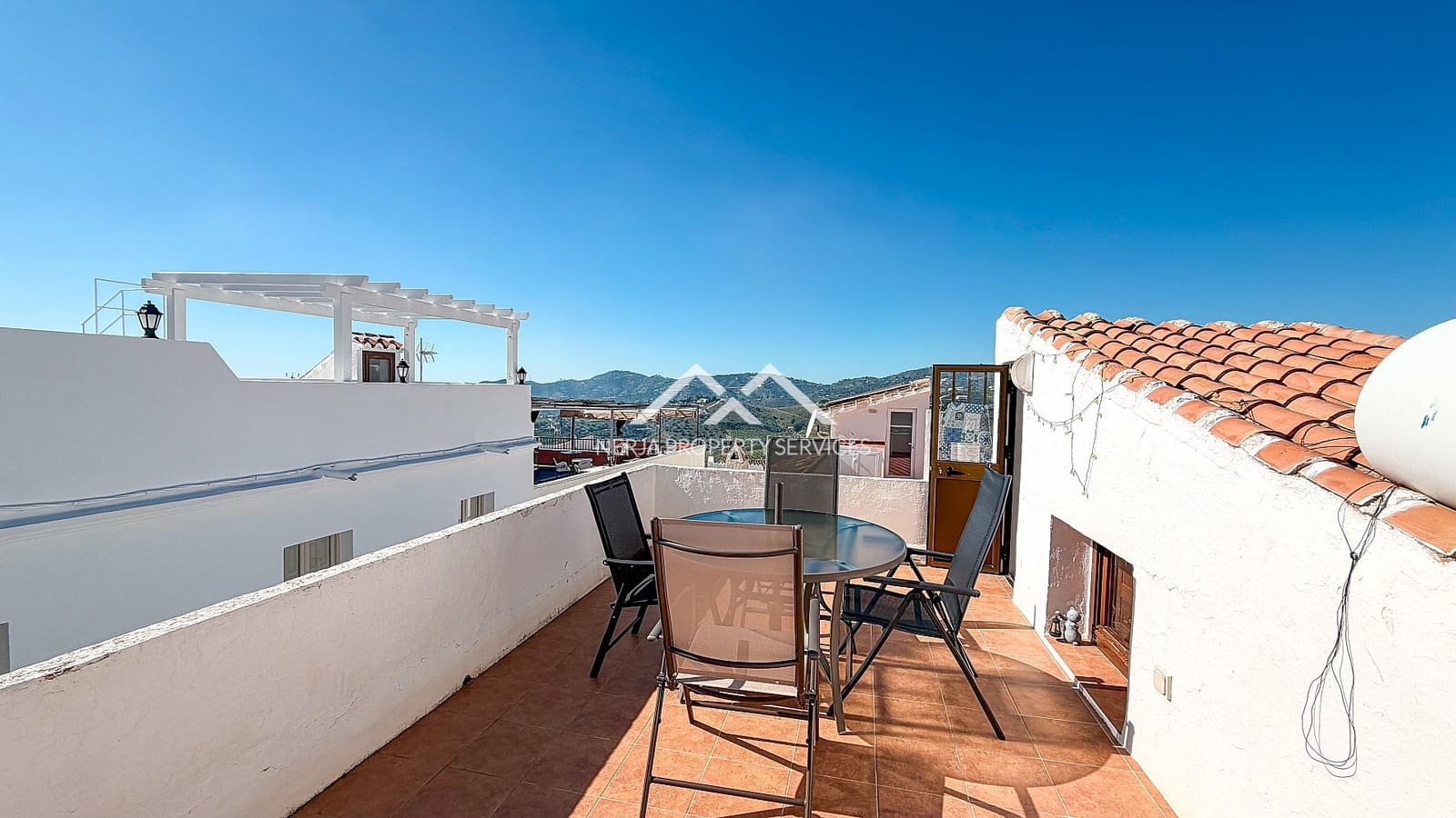 2 quarto Casa em Banda para arrendar em Frigiliana - 900 € (Ref: 10051897)