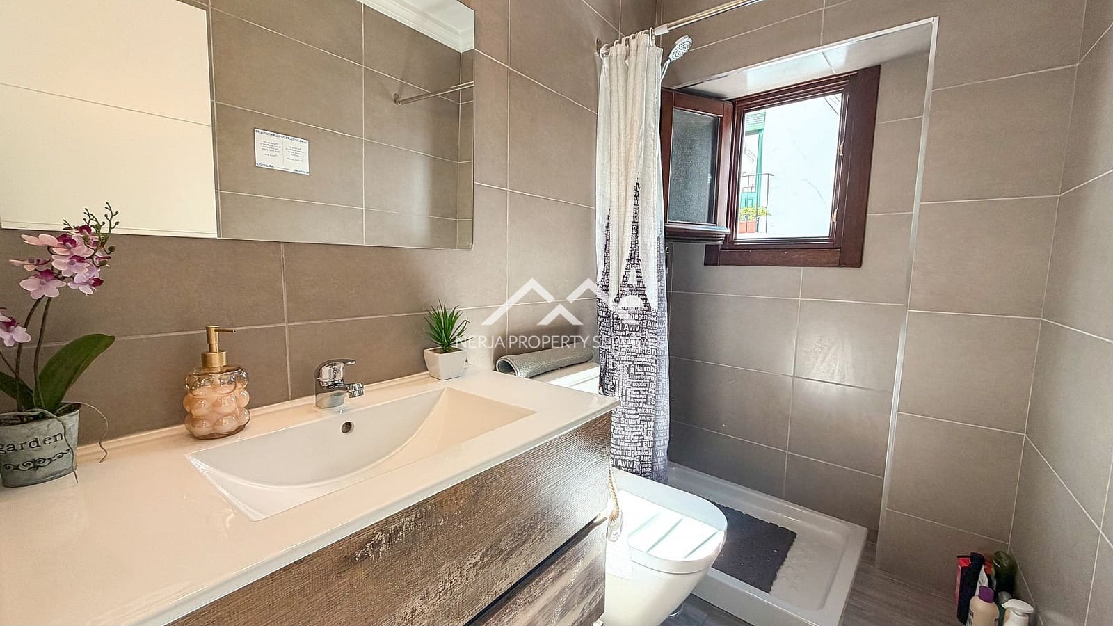 2 quarto Casa em Banda para arrendar em Frigiliana - 900 € (Ref: 10051897)