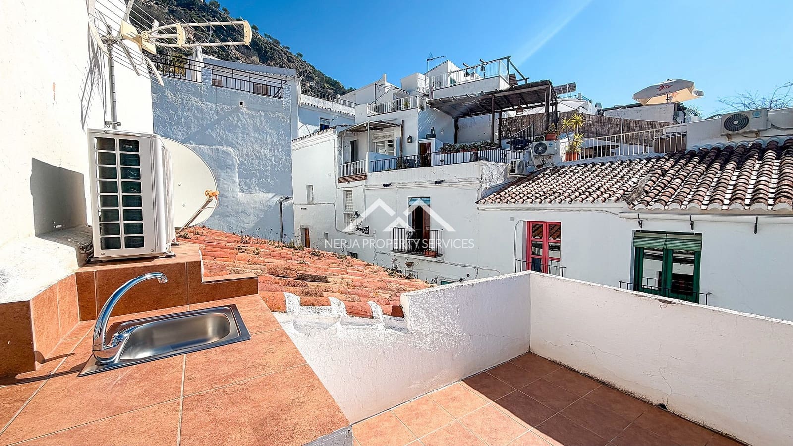 2 quarto Casa em Banda para arrendar em Frigiliana - 900 € (Ref: 10051897)