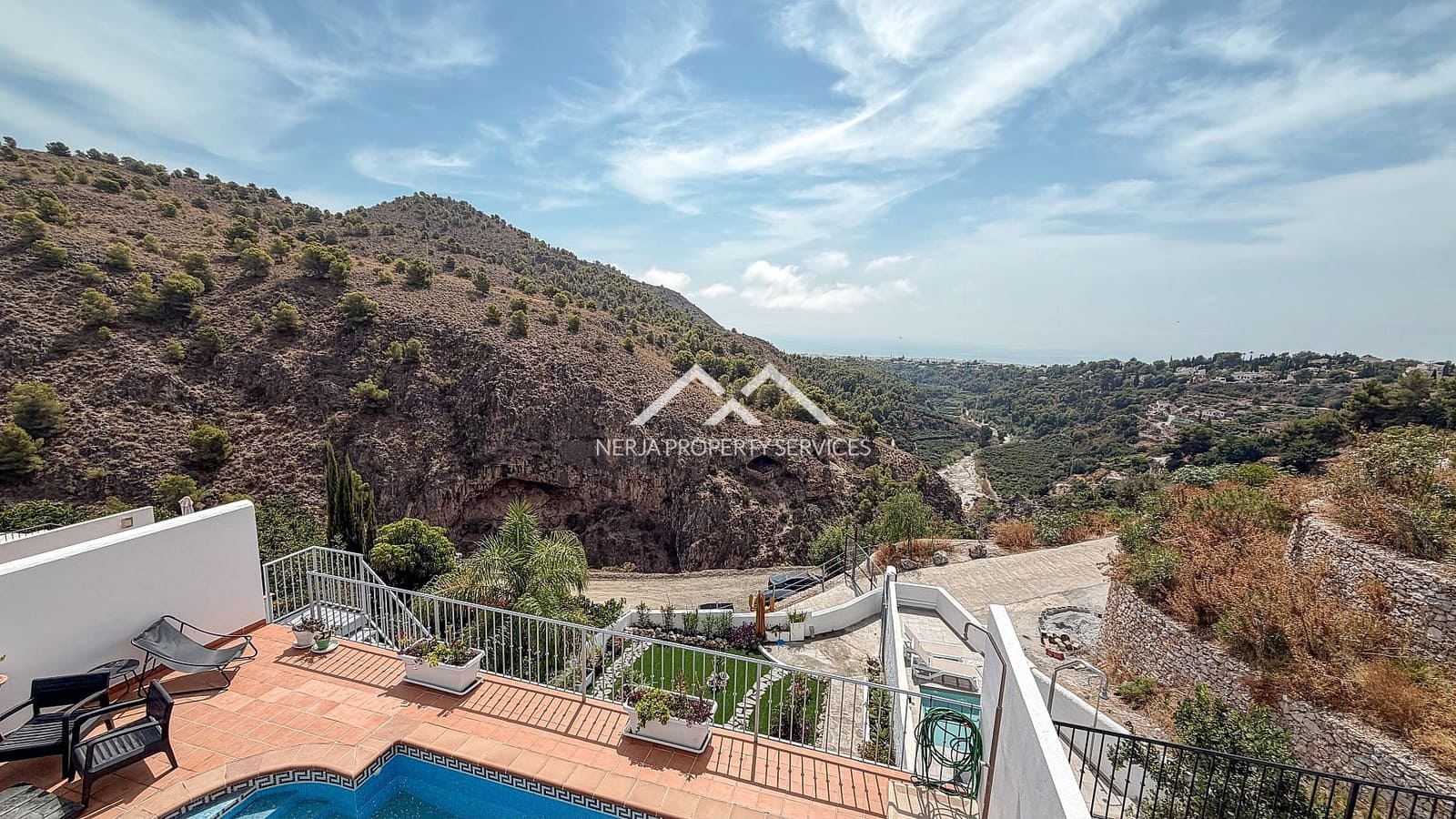 3 chambre Villa/Maison à vendre à Frigiliana avec piscine garage - 950 000 € (Ref: 10055653)