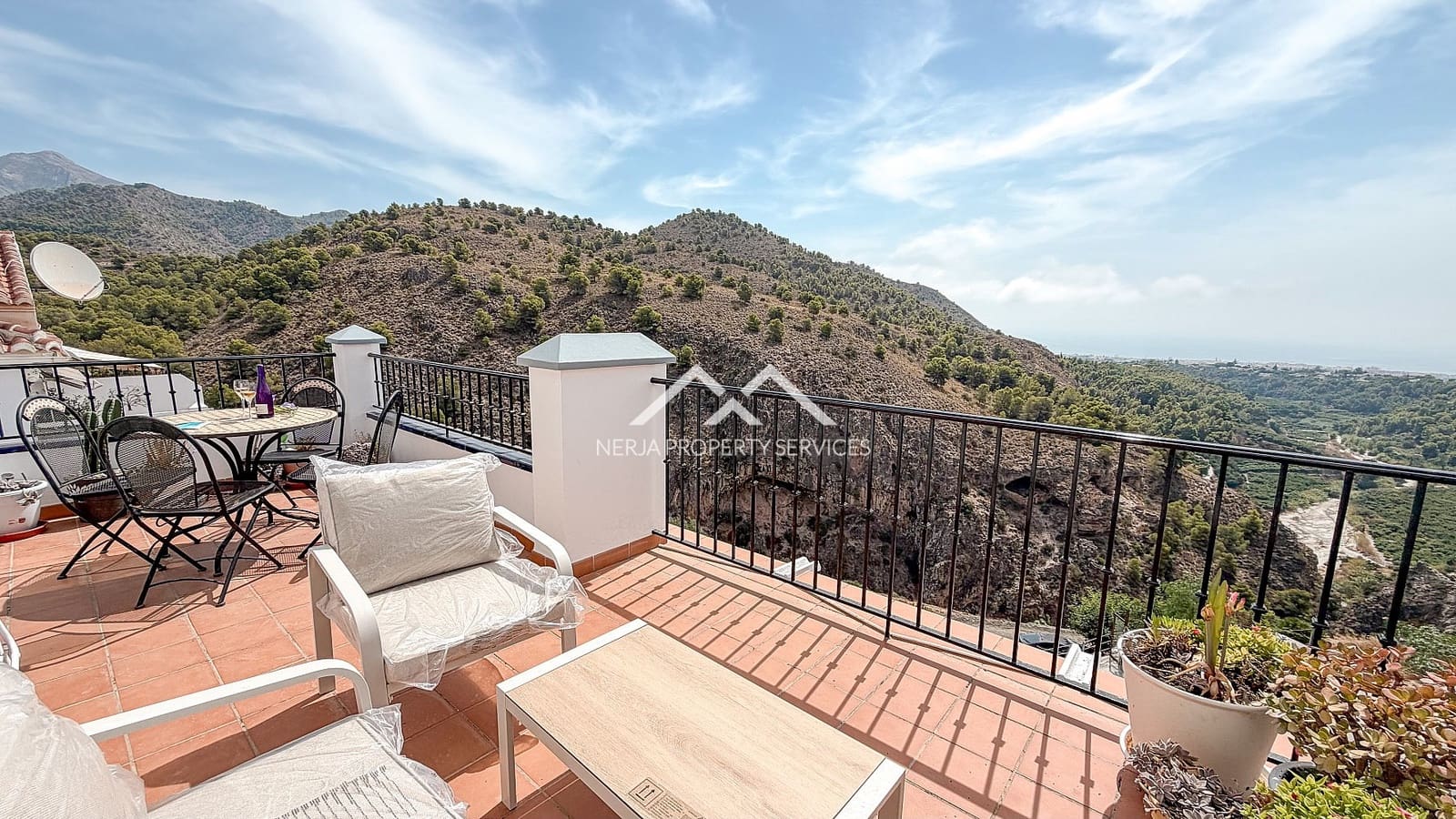 3 chambre Villa/Maison à vendre à Frigiliana avec piscine garage - 950 000 € (Ref: 10055653)
