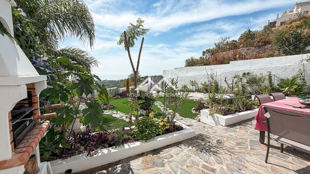 3 soverom Villa til salgs i Frigiliana med svømmebasseng garasje - € 950 000 (Ref: 10055653)