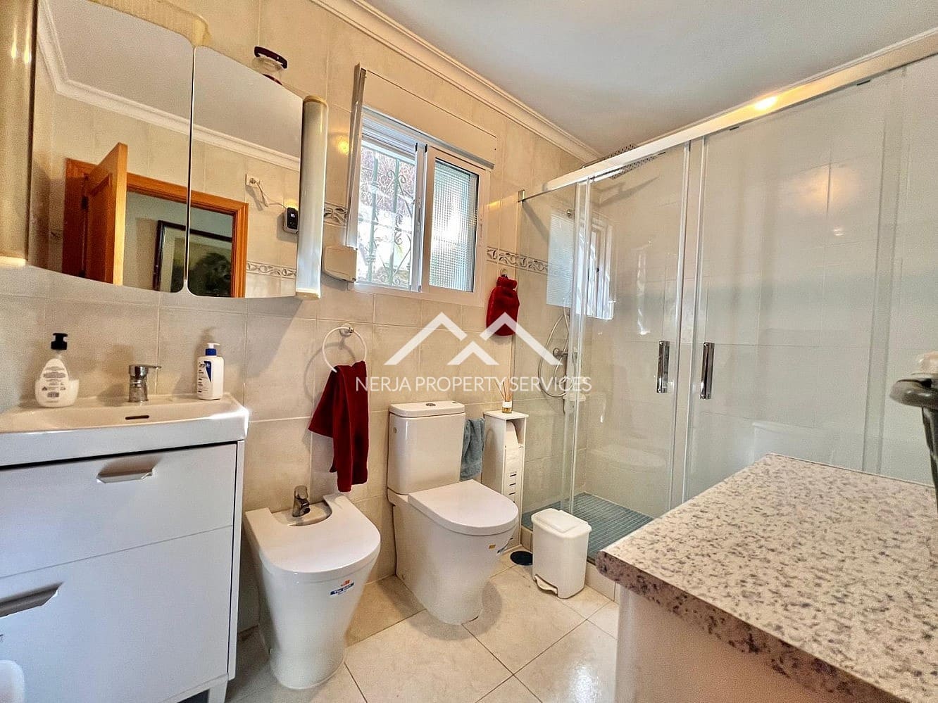 2 bedroom Finca/Country House for sale in Torrox with pool garage - € 390,000 (Ref: 10057587)