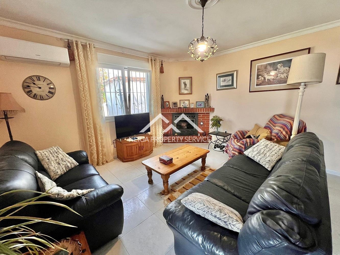 2 bedroom Finca/Country House for sale in Torrox with pool garage - € 390,000 (Ref: 10057587)
