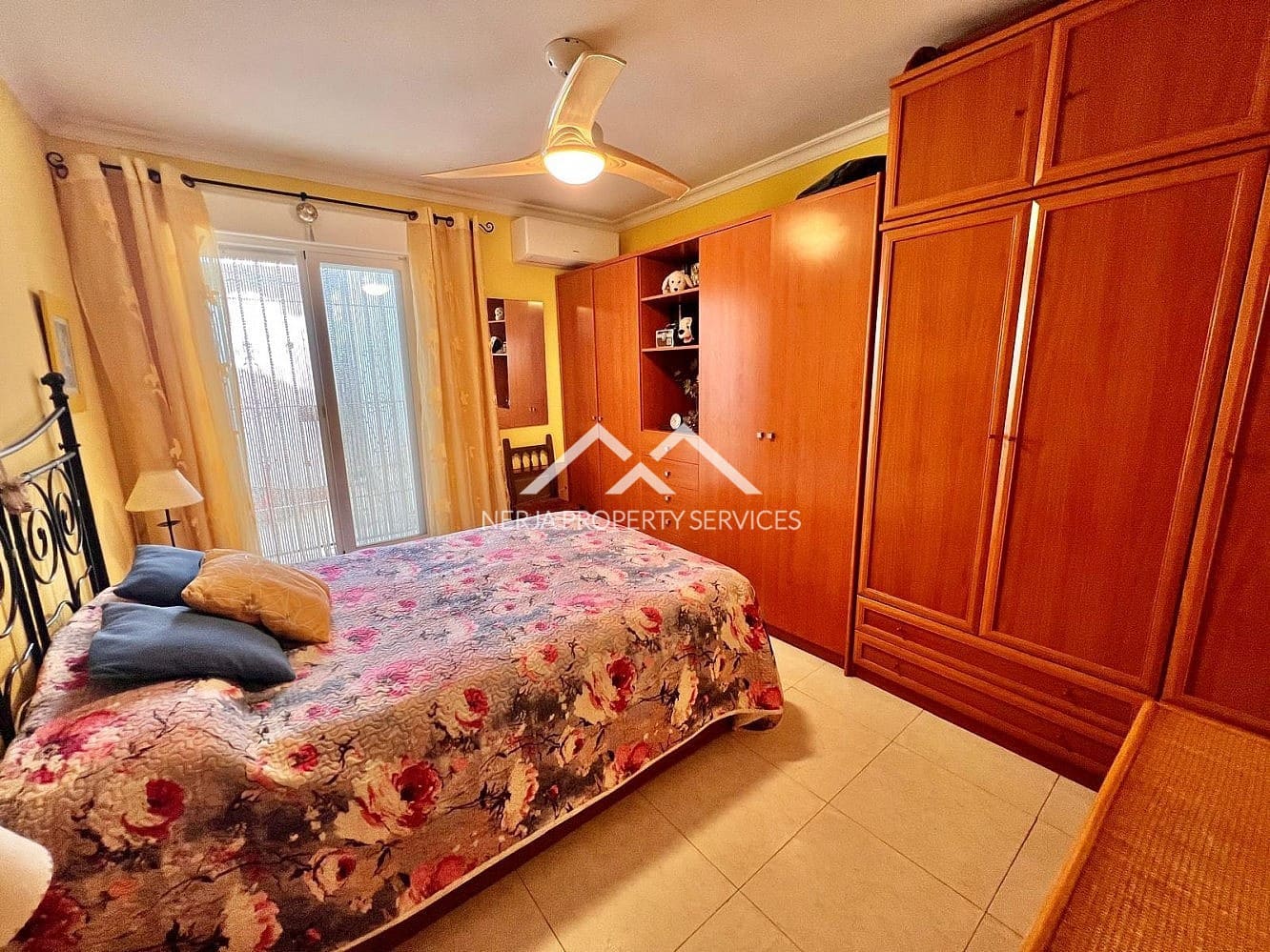 2 bedroom Finca/Country House for sale in Torrox with pool garage - € 390,000 (Ref: 10057587)