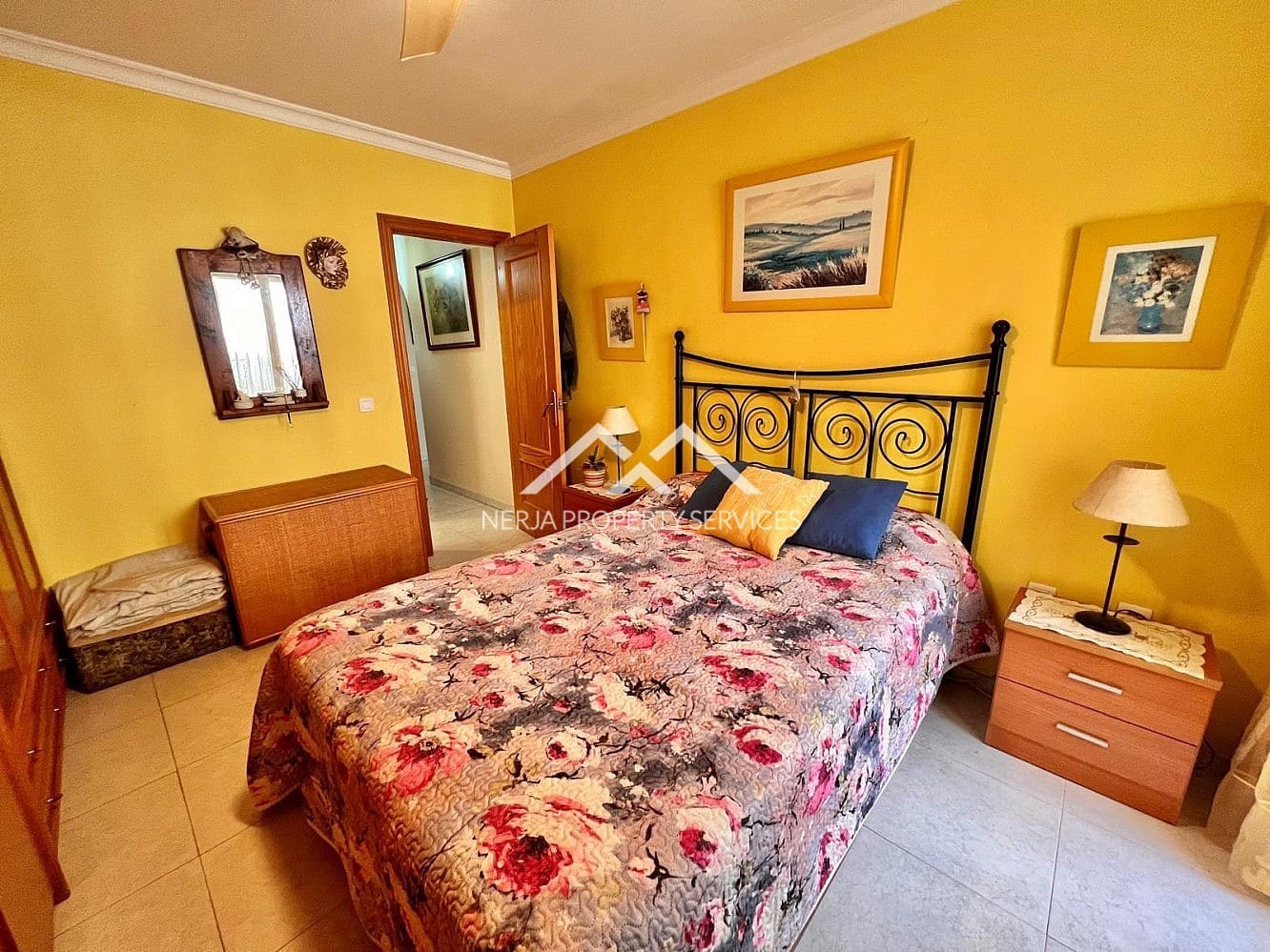 2 bedroom Finca/Country House for sale in Torrox with pool garage - € 390,000 (Ref: 10057587)