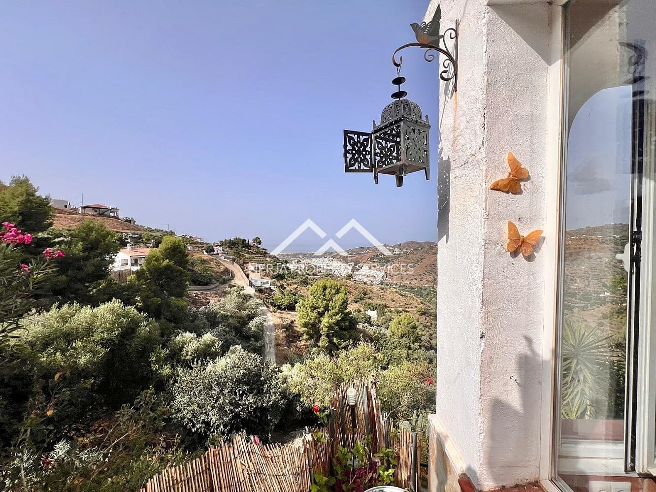 2 bedroom Finca/Country House for sale in Torrox with pool garage - € 390,000 (Ref: 10057587)