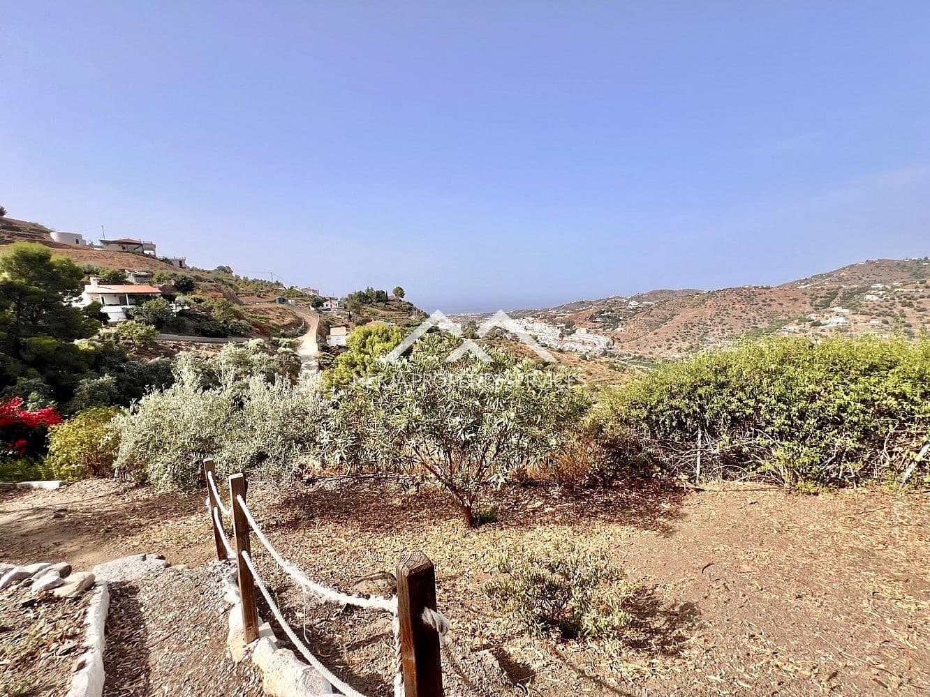 2 bedroom Finca/Country House for sale in Torrox with pool garage - € 390,000 (Ref: 10057587)