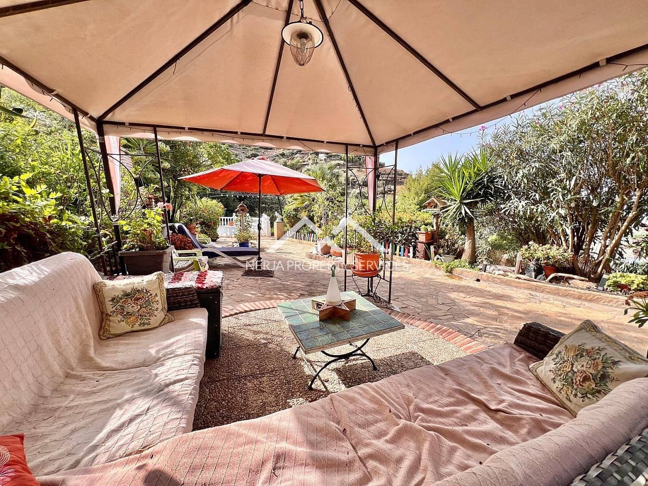 2 bedroom Finca/Country House for sale in Torrox with pool garage - € 390,000 (Ref: 10057587)