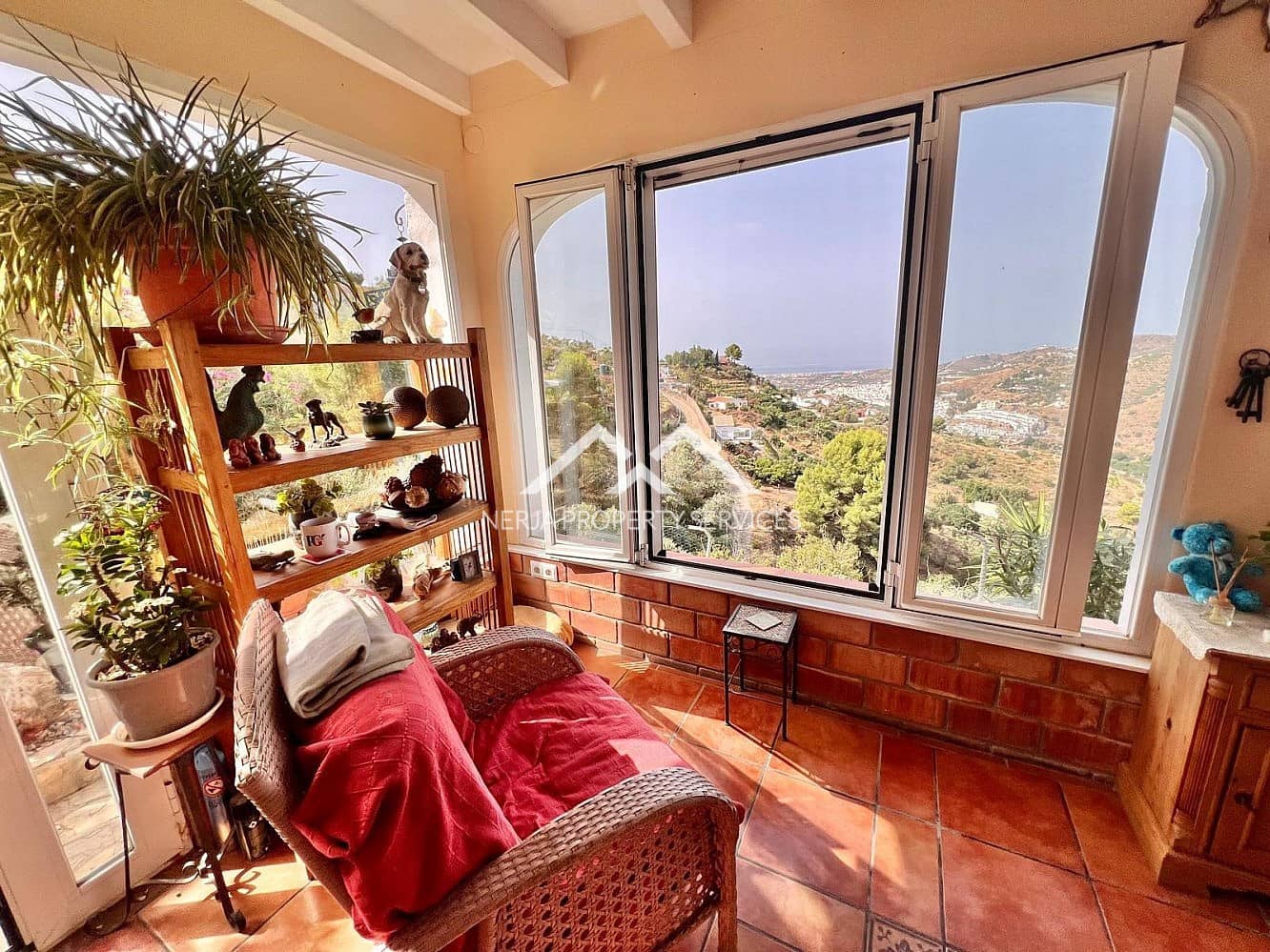 2 bedroom Finca/Country House for sale in Torrox with pool garage - € 390,000 (Ref: 10057587)