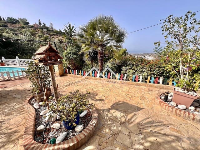 2 bedroom Finca/Country House for sale in Torrox Pueblo, Torrox with pool garage - € 390,000 (Ref: 10057587)