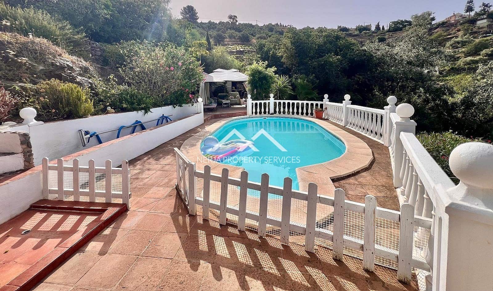 2 bedroom Finca/Country House for sale in Torrox with pool garage - € 390,000 (Ref: 10057587)