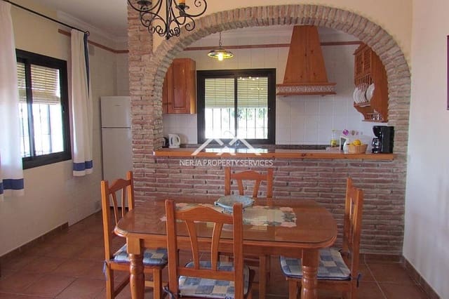 2 soveværelse Villa til leje i Frigiliana med swimmingpool garage - € 1.600 (Ref: 10060527)