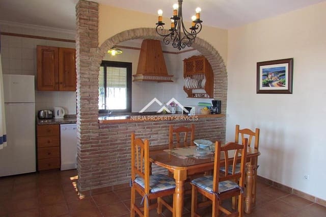 2 soveværelse Villa til leje i Frigiliana med swimmingpool garage - € 1.600 (Ref: 10060527)