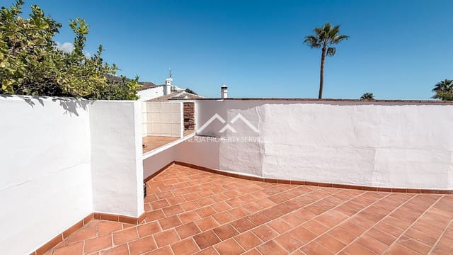 2 slaapkamer Villa te huur in Frigiliana met zwembad garage - € 1.600 (Ref: 10060527)