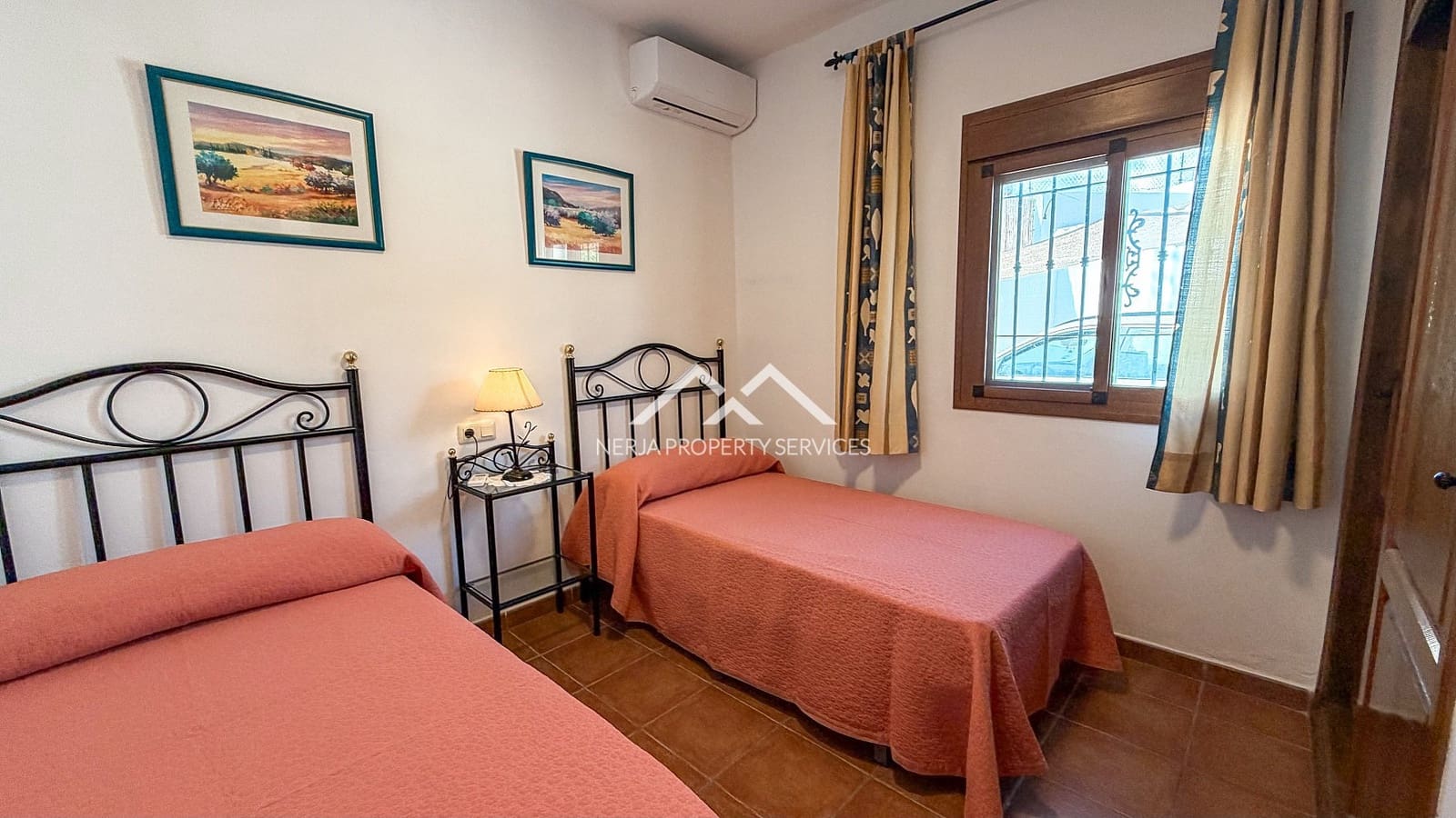 2 bedroom Villa for rent in Frigiliana with pool garage - € 1,600 (Ref: 10060527)