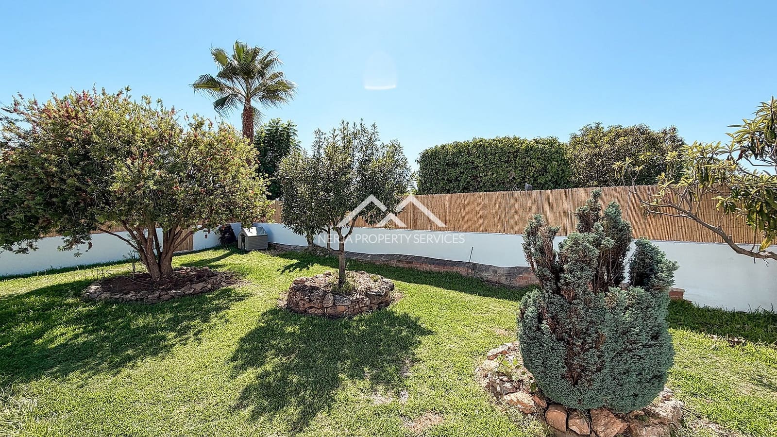 2 bedroom Villa for rent in Frigiliana with pool garage - € 1,600 (Ref: 10060527)