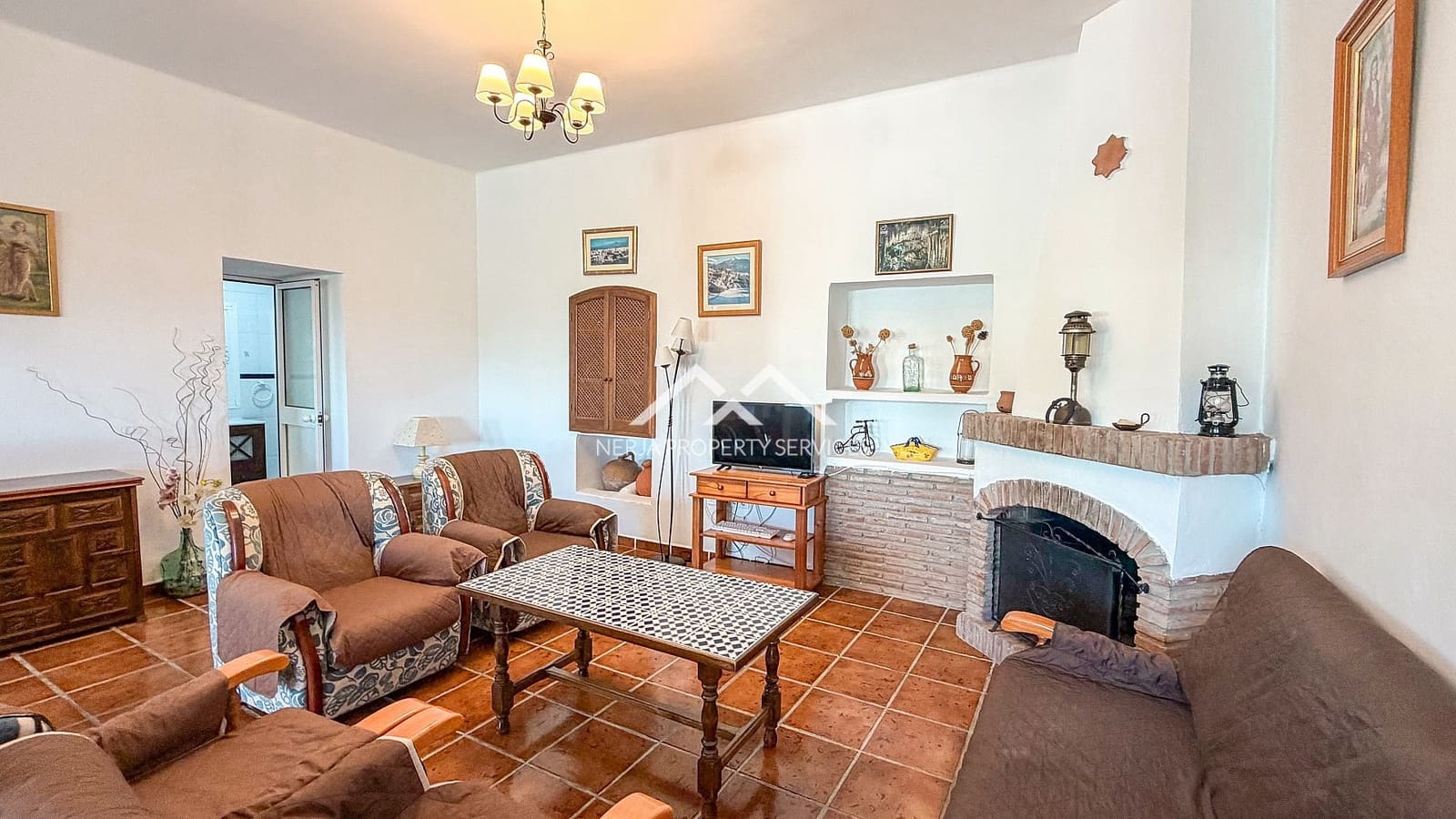 3 sypialnia Willa do wynajęcia w Nerja z basenem garażem - 1 700 € (Ref: 10101087)