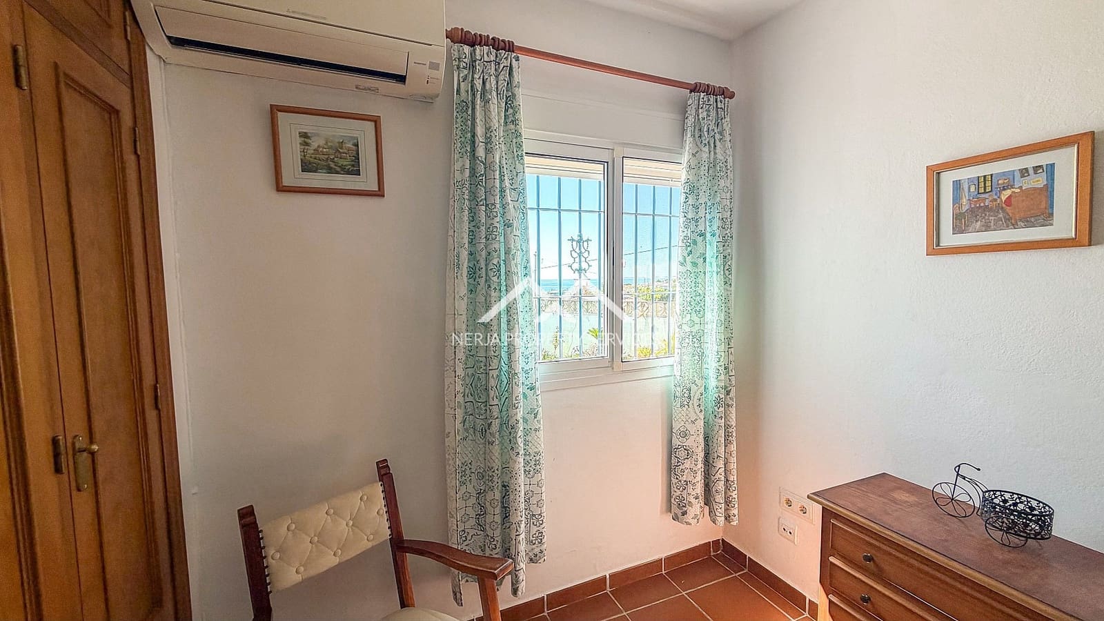 3 sypialnia Willa do wynajęcia w Nerja z basenem garażem - 1 700 € (Ref: 10101087)