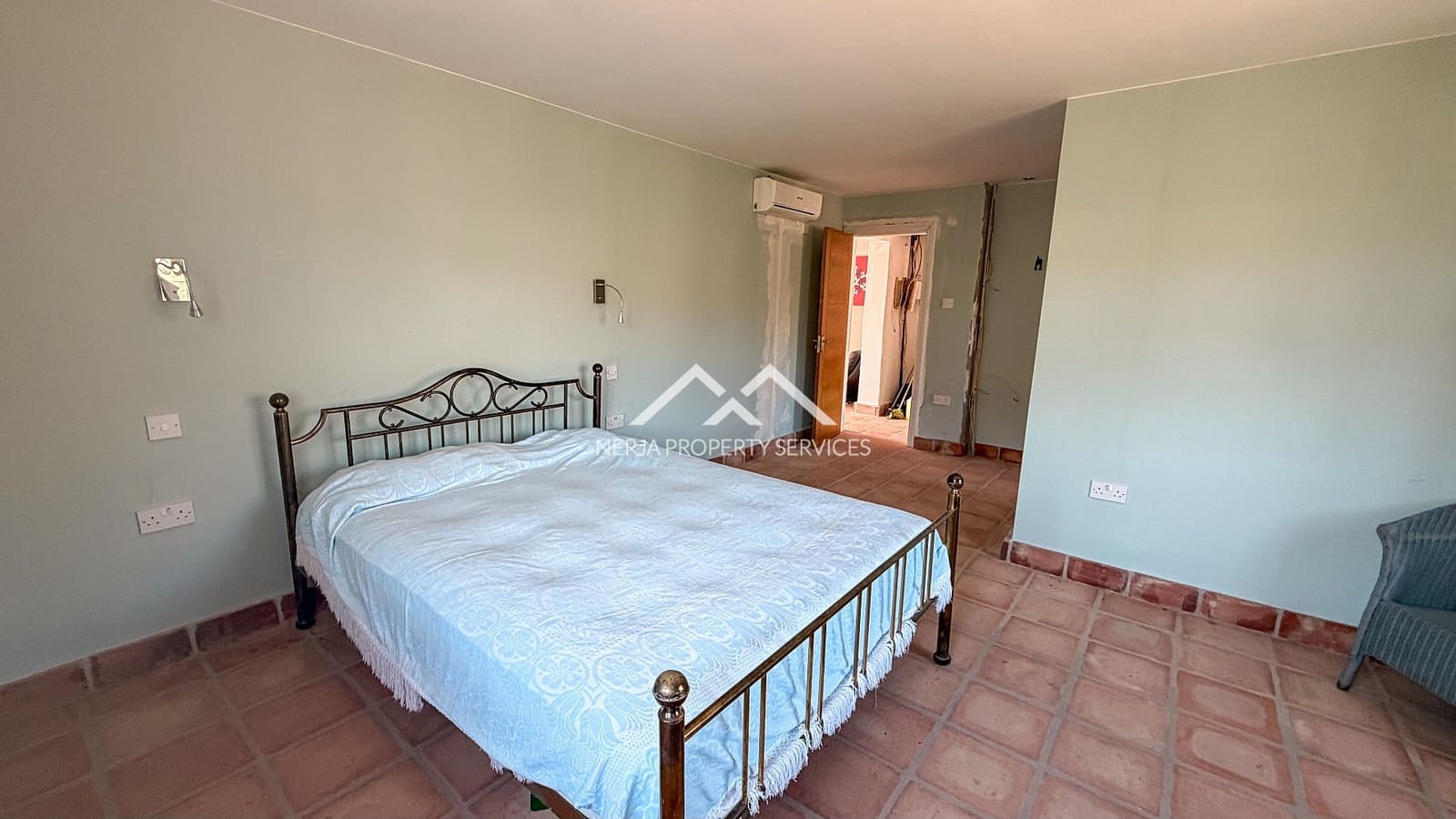2 bedroom Villa for sale in Frigiliana with pool garage - € 395,000 (Ref: 10117489)