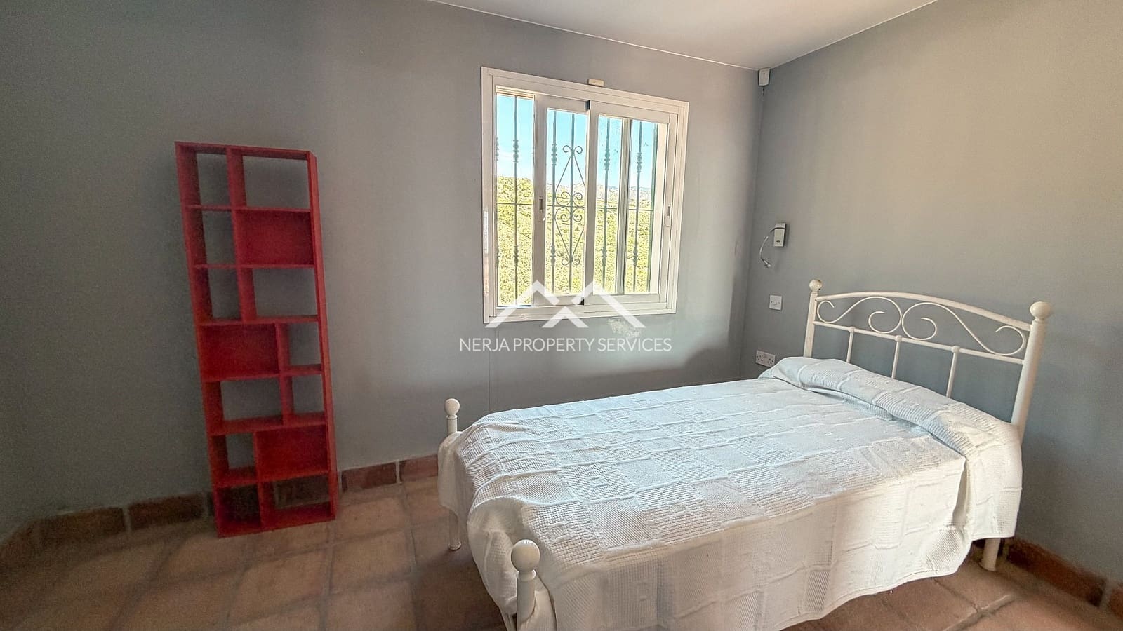 2 bedroom Villa for sale in Frigiliana with pool garage - € 395,000 (Ref: 10117489)