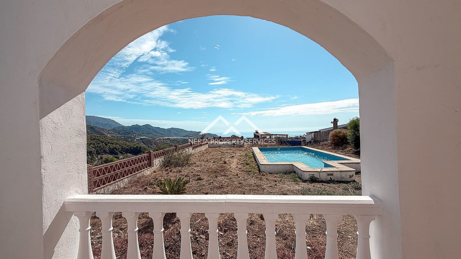 2 bedroom Villa for sale in Frigiliana with pool garage - € 395,000 (Ref: 10117489)