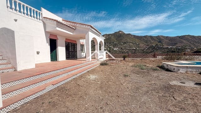 2 bedroom Villa for sale in Frigiliana with pool garage - € 395,000 (Ref: 10117489)