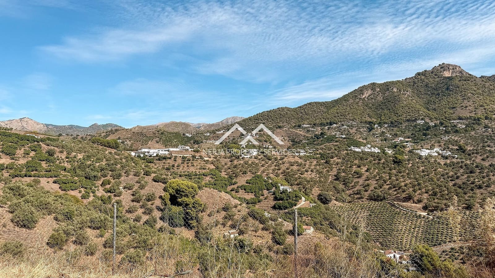 2 bedroom Villa for sale in Frigiliana with pool garage - € 395,000 (Ref: 10117489)