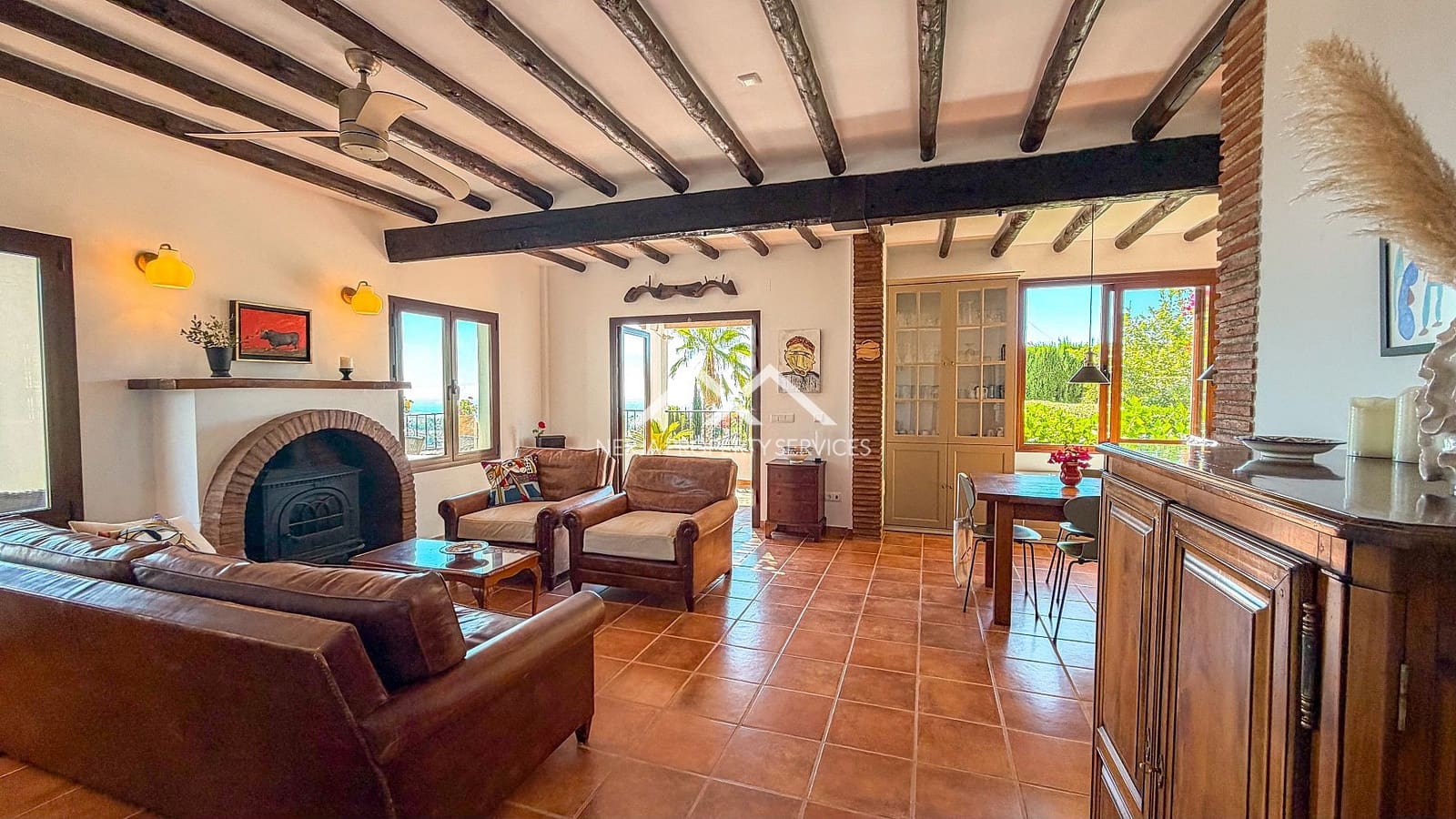5 bedroom Villa for sale in Frigiliana with pool garage - € 1,295,000 (Ref: 10124769)