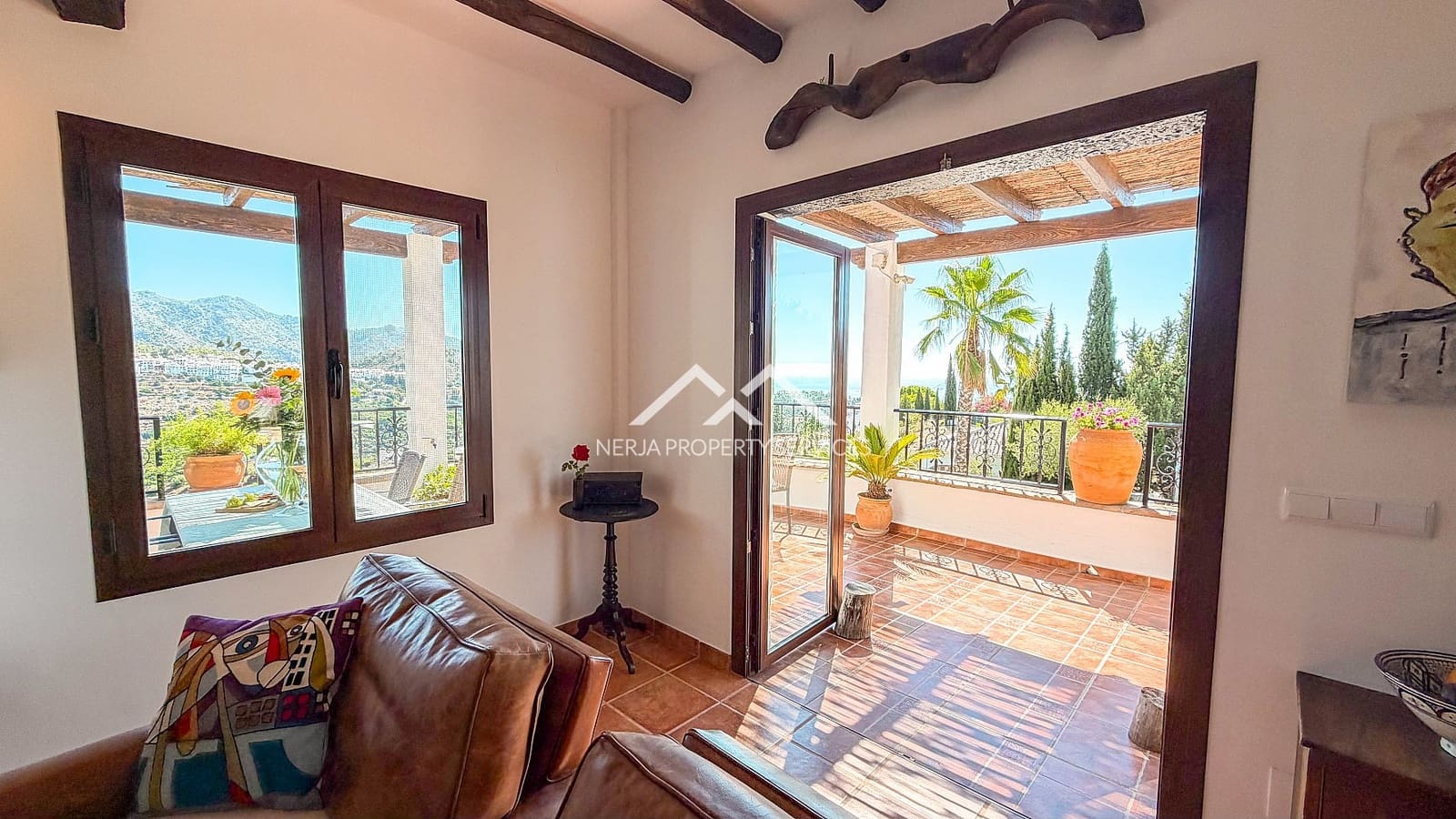 5 bedroom Villa for sale in Frigiliana with pool garage - € 1,295,000 (Ref: 10124769)