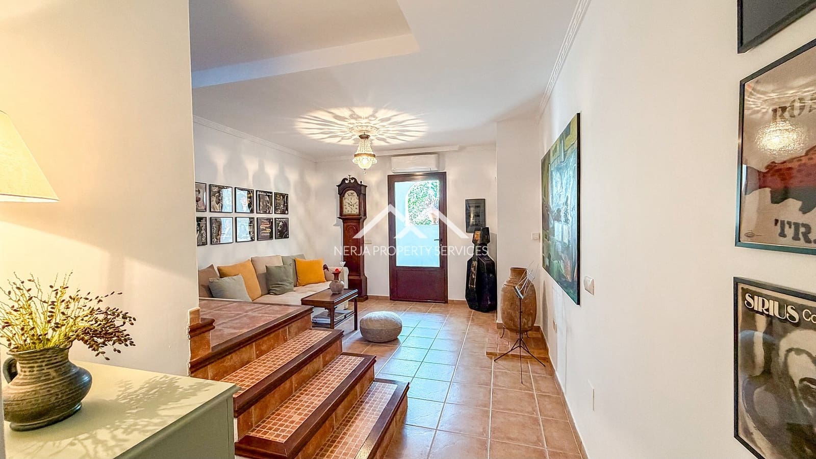 5 bedroom Villa for sale in Frigiliana with pool garage - € 1,295,000 (Ref: 10124769)