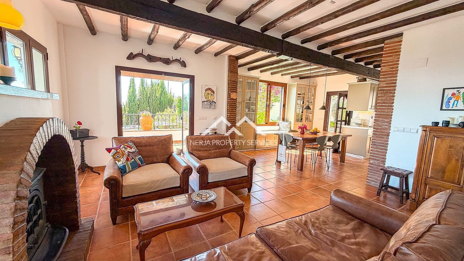 5 bedroom Villa for sale in Frigiliana with pool garage - € 1,295,000 (Ref: 10124769)
