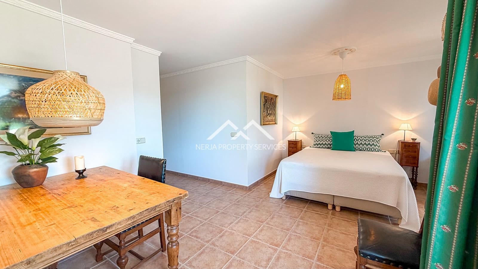5 bedroom Villa for sale in Frigiliana with pool garage - € 1,295,000 (Ref: 10124769)