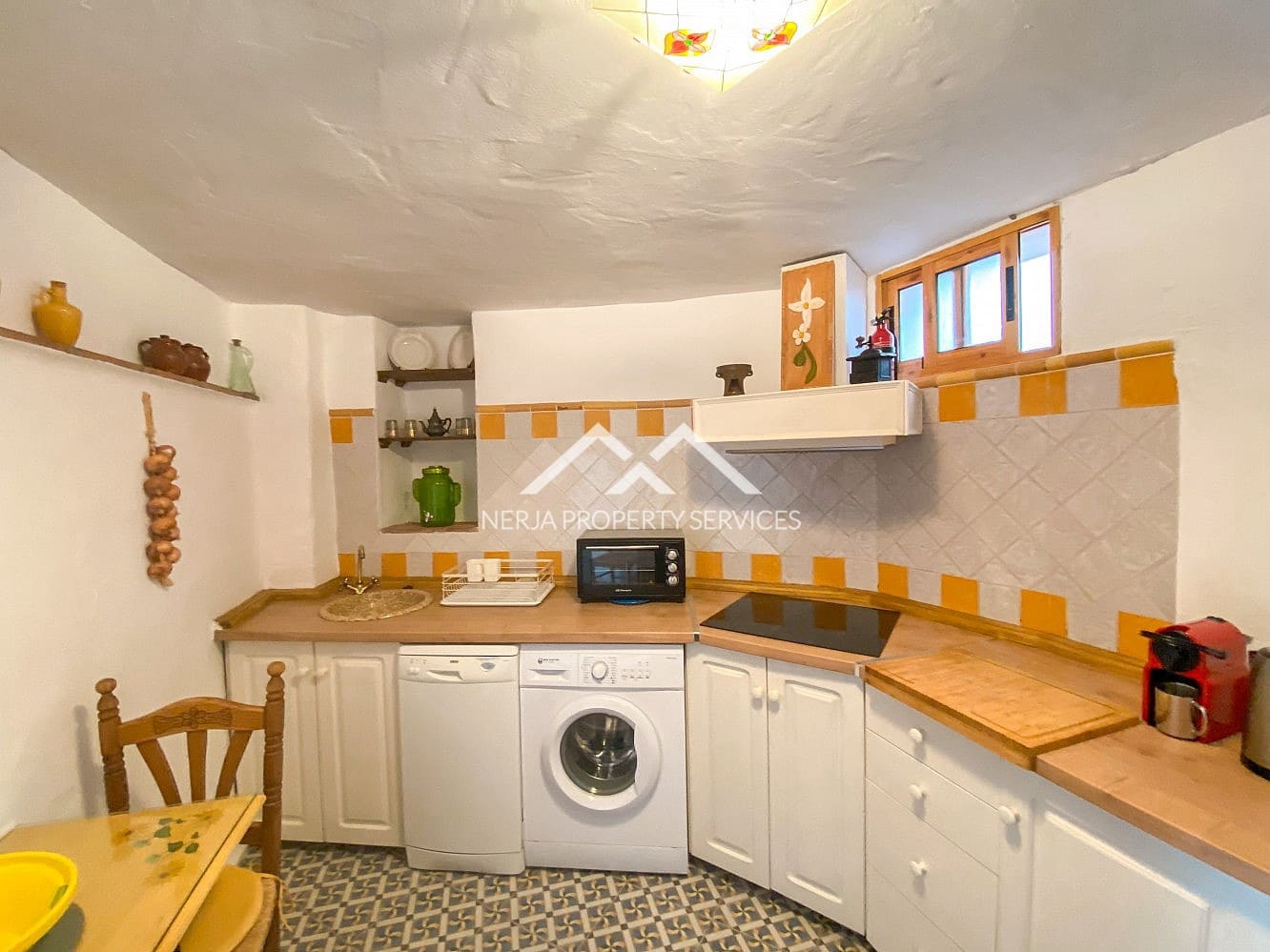 2 soveværelse Byhus til leje i El Acebuchal - € 900 (Ref: 10135099)