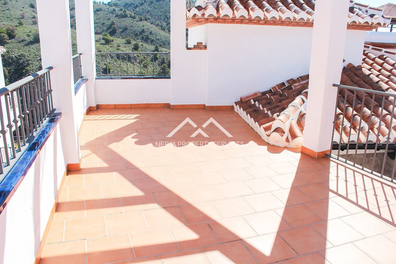 4 Zimmer Doppelhaus zu verkaufen in Frigiliana mit Pool Garage - 415.000 € (Ref: 10140166)