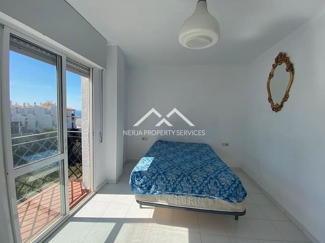 2 bedroom Townhouse for rent in El Peñoncillo, Torrox with garage - € 850 (Ref: 10163811)