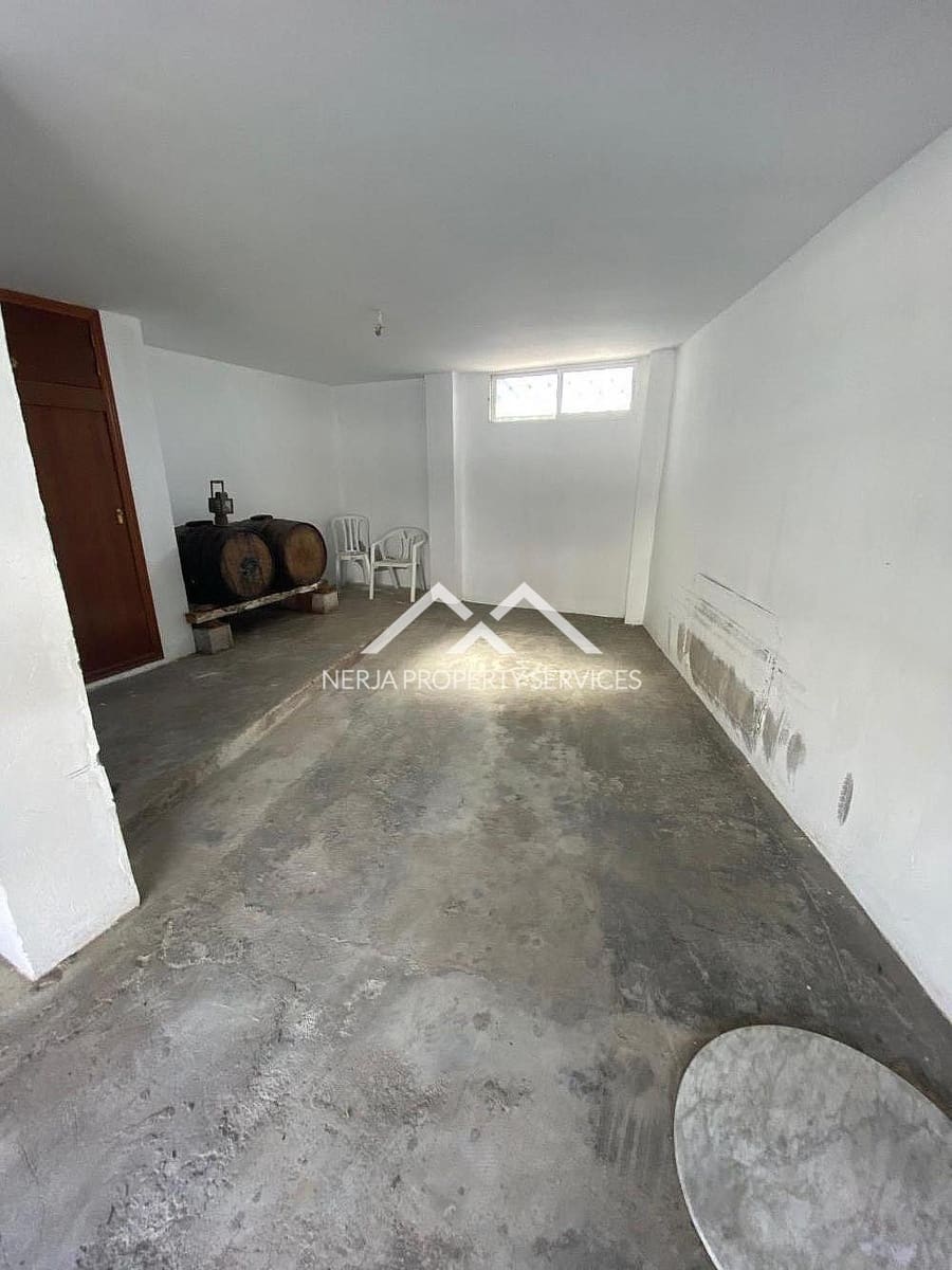 2 bedroom Townhouse for rent in Torrox-Costa with garage - € 850 (Ref: 10163811)